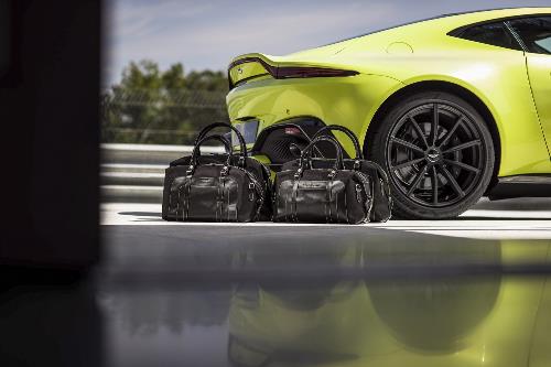 aston martin vantage luggage set