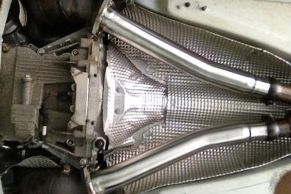 Tubos de repuesto del catalizador secundario Aston Martin V8 Vantage (2011-18)